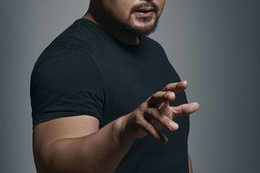 康凯个人资料,才华横溢的青年才俊，多领域成就斐然